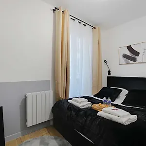  Appartement Lovely In The Heart Of The Grand Boulevards France