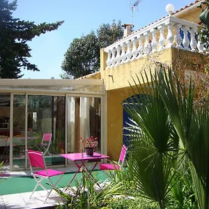 3* Couette-café Le Soleil Bleu